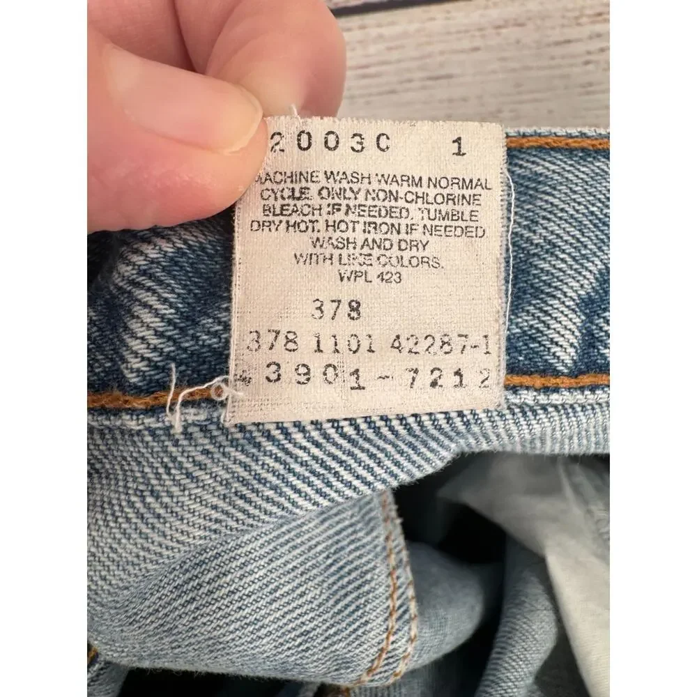 Vintage Y2K Levi's‎ Relaxed Straight Fit Jeans Men's Size 42x32 Blue Light Wash